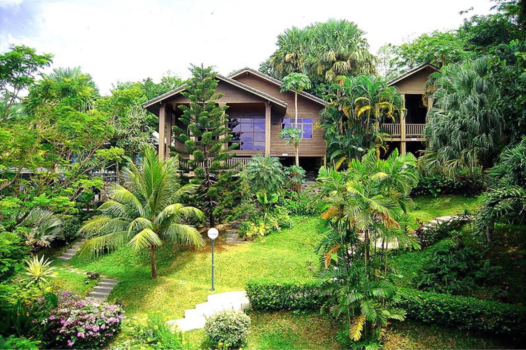 Royal Crown Hotel & Palm Spa Resort Patong Экстерьер фото